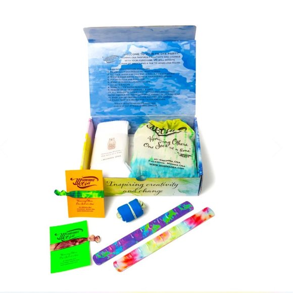 *NIB* MOMMA OSA Adventure Collection Tie Dye Activity Kit - Picture 1 of 11